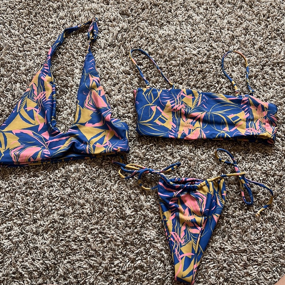 Skatie Blue and Pink Bikini Set Vibrant Swimwear